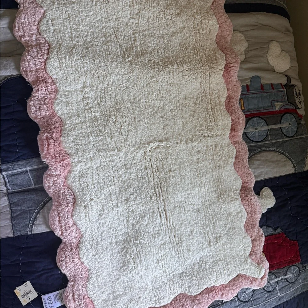 Maeve by Anthropologie Scalloped Cotton Bath Mat New